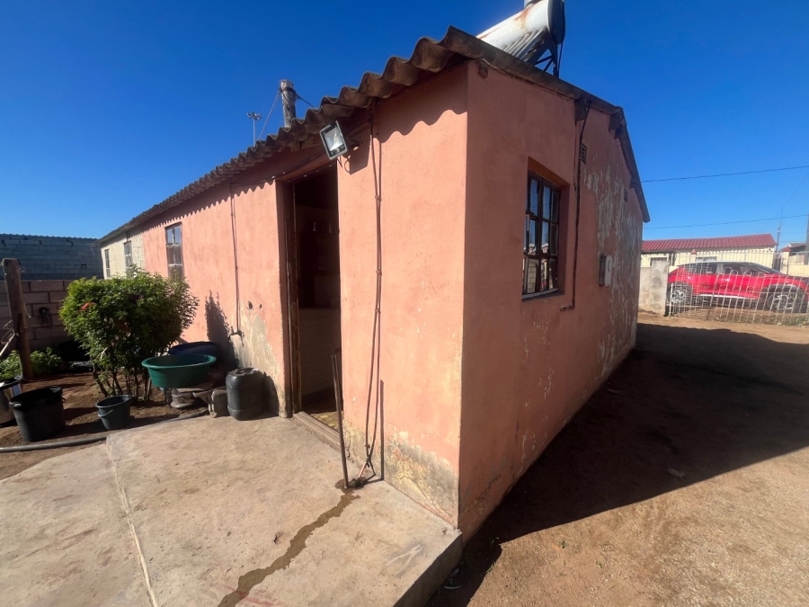 2 Bedroom Property for Sale in Zwide Eastern Cape